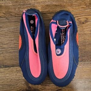 Kids Water Shoes Navy and Pink Oxide